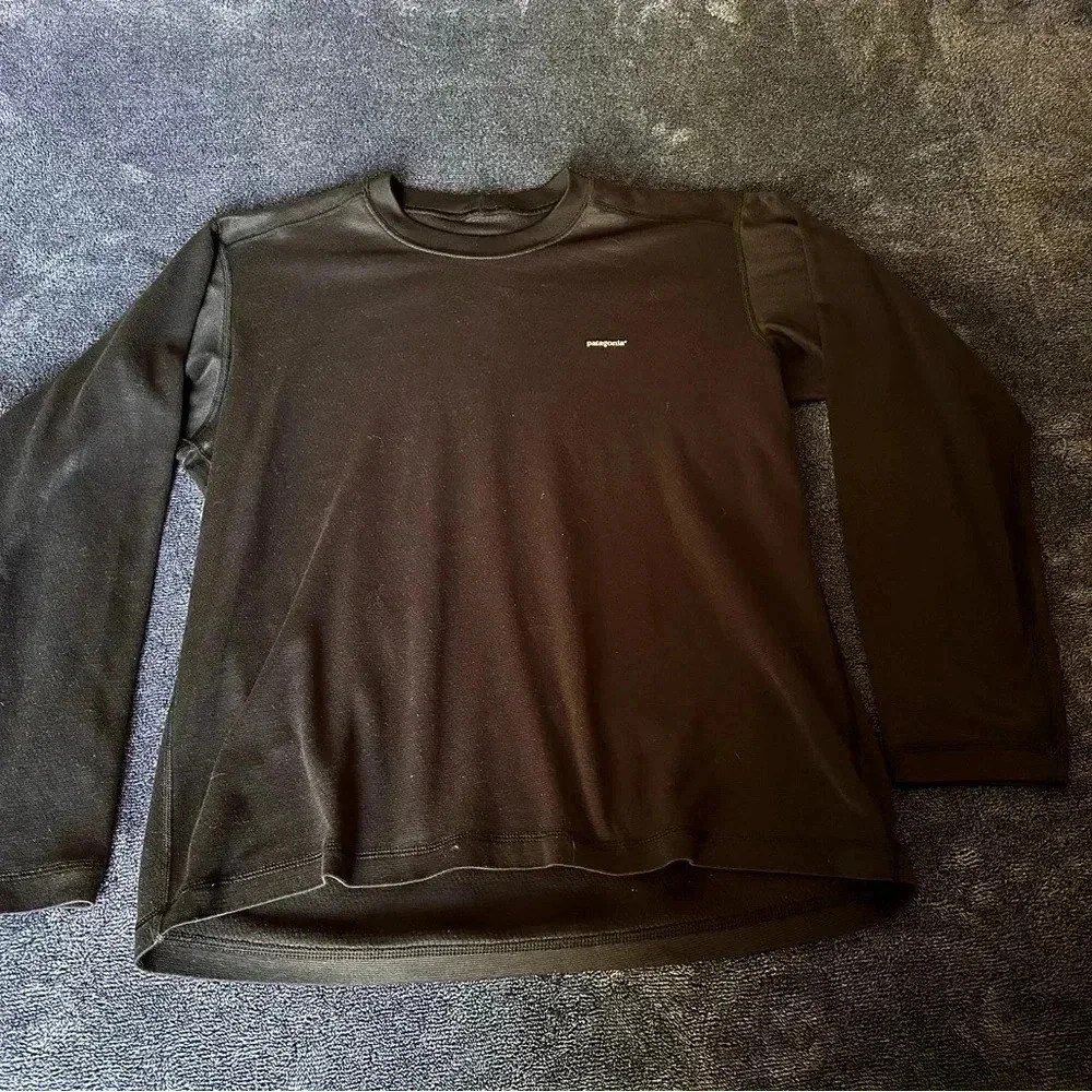 Patagonia Capilene Black Long Sleeve 100% Polyester Activewear Men's Size M